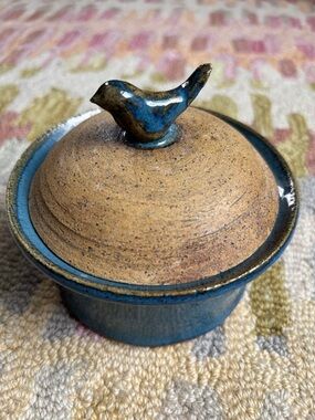 Hand thrown Bird Container EUC blues and brown speckled artist created